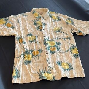 Tommy Bahama Pineapple Print Casual Shirt